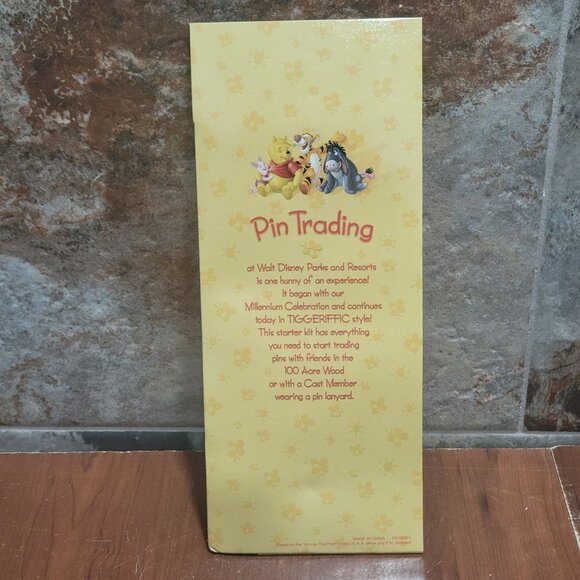 Disney Winnie the Pooh Trading Pins Hunny Pot Breakaway Lanyard ID Badge Holder - Picture 2 of 14